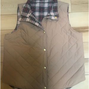 Outdoor woodsy vest. XXL